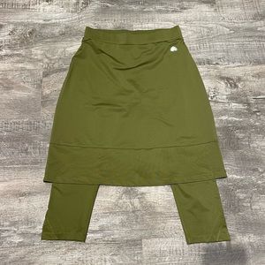 Snoga skirt green size small EUC